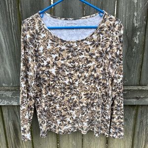 White Stag shirt *perfect for bundling*